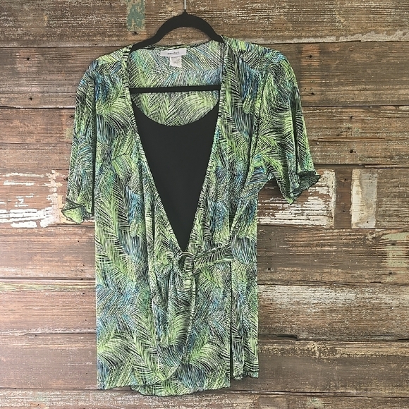 Dress Barn Green and Black Women's Wrap Top With Silver Buckle, Size 1X - Picture 1 of 5
